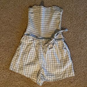 Summer strapless romper